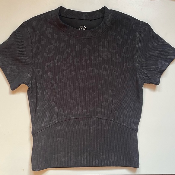 Brand new, 3 Move Theology tops, size XS - Picture 6 of 7